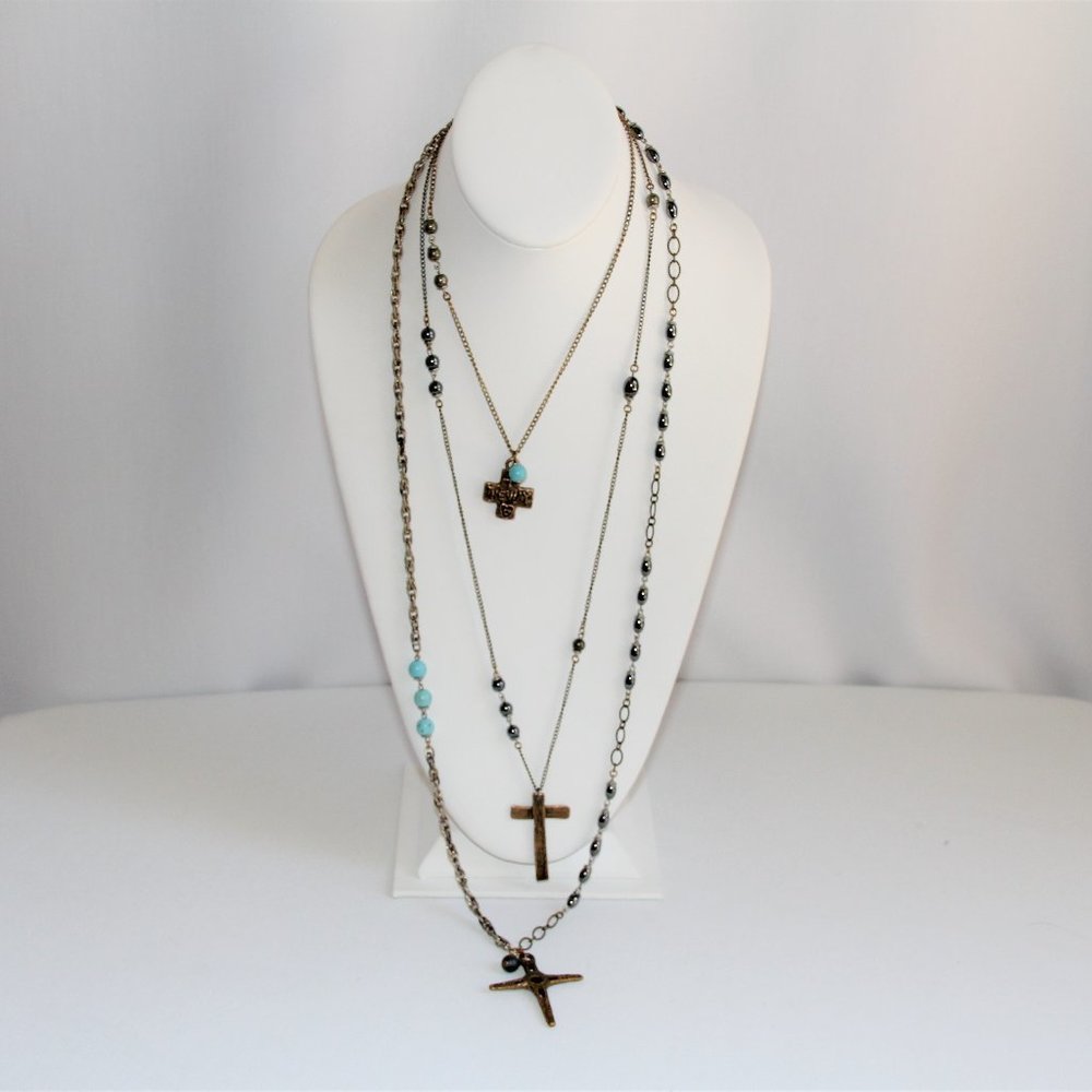 Fitrou 3 Crosses, Turquoise, Hematite Necklace